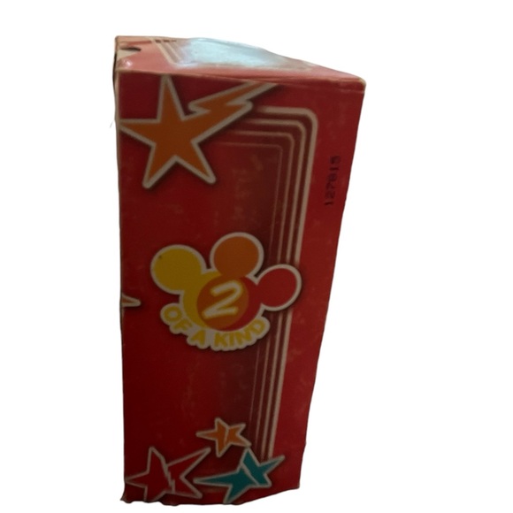 Disney 2013 PEZ Mickey and Minnie Set Still in Box - Picture 2 of 5